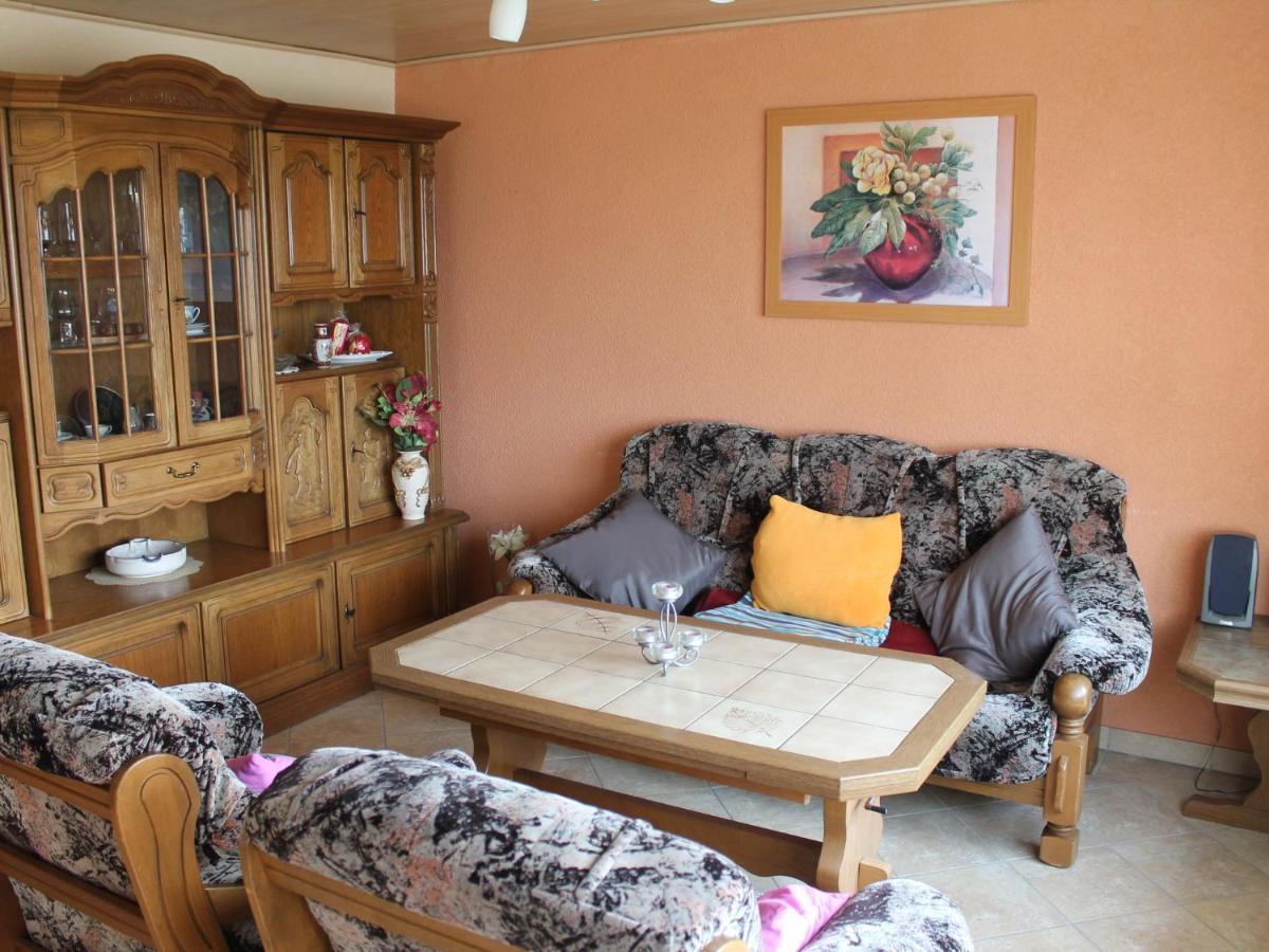 Spacious Apartment In Brusow With Garden Kröpelin Eksteriør bilde