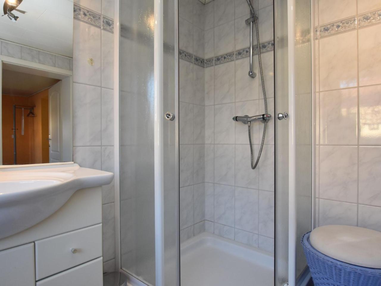 Spacious Apartment In Brusow With Garden Kröpelin Eksteriør bilde